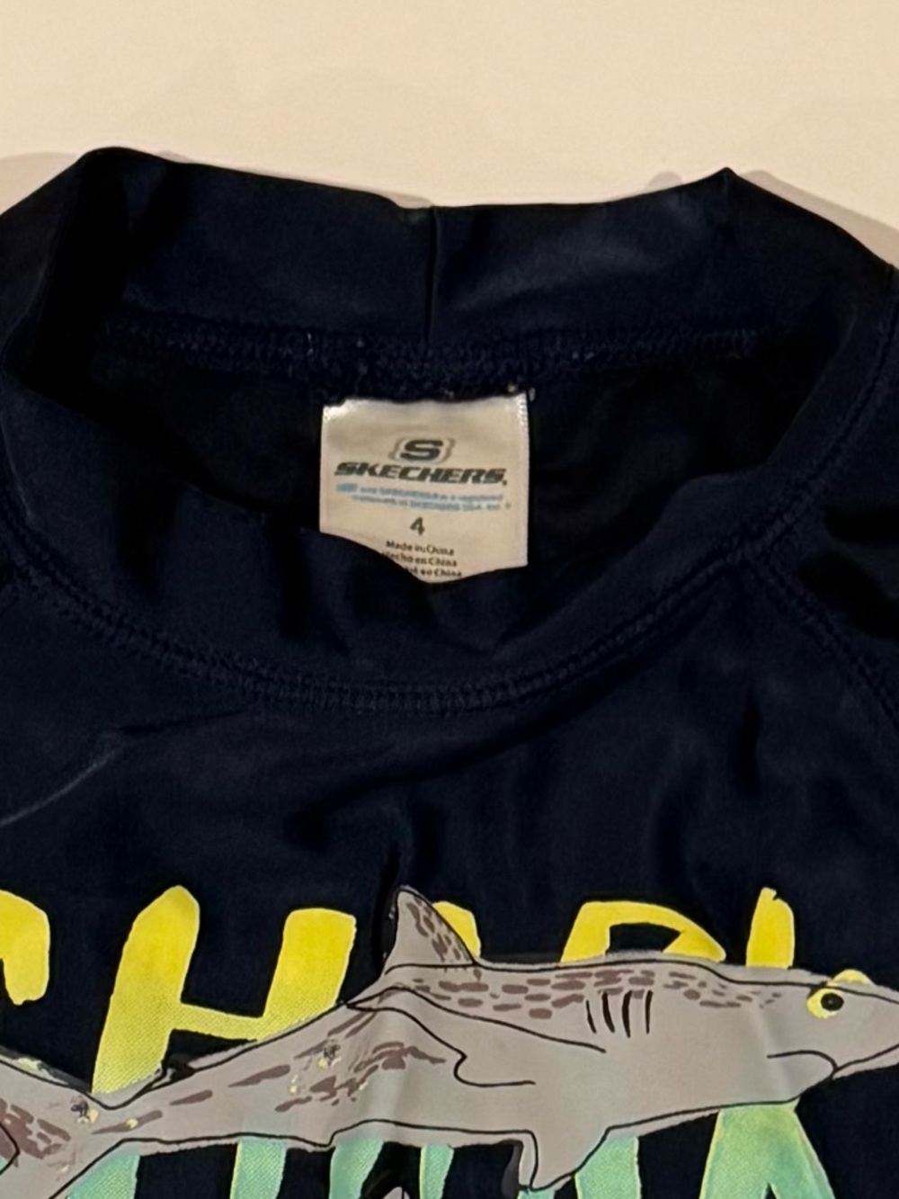 Skechers Rash Guard Size 4 - Picture 5 of 6